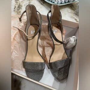 Nordstrom BP women’s pewter glitter open toe heels with ankle strap size 5 1/2